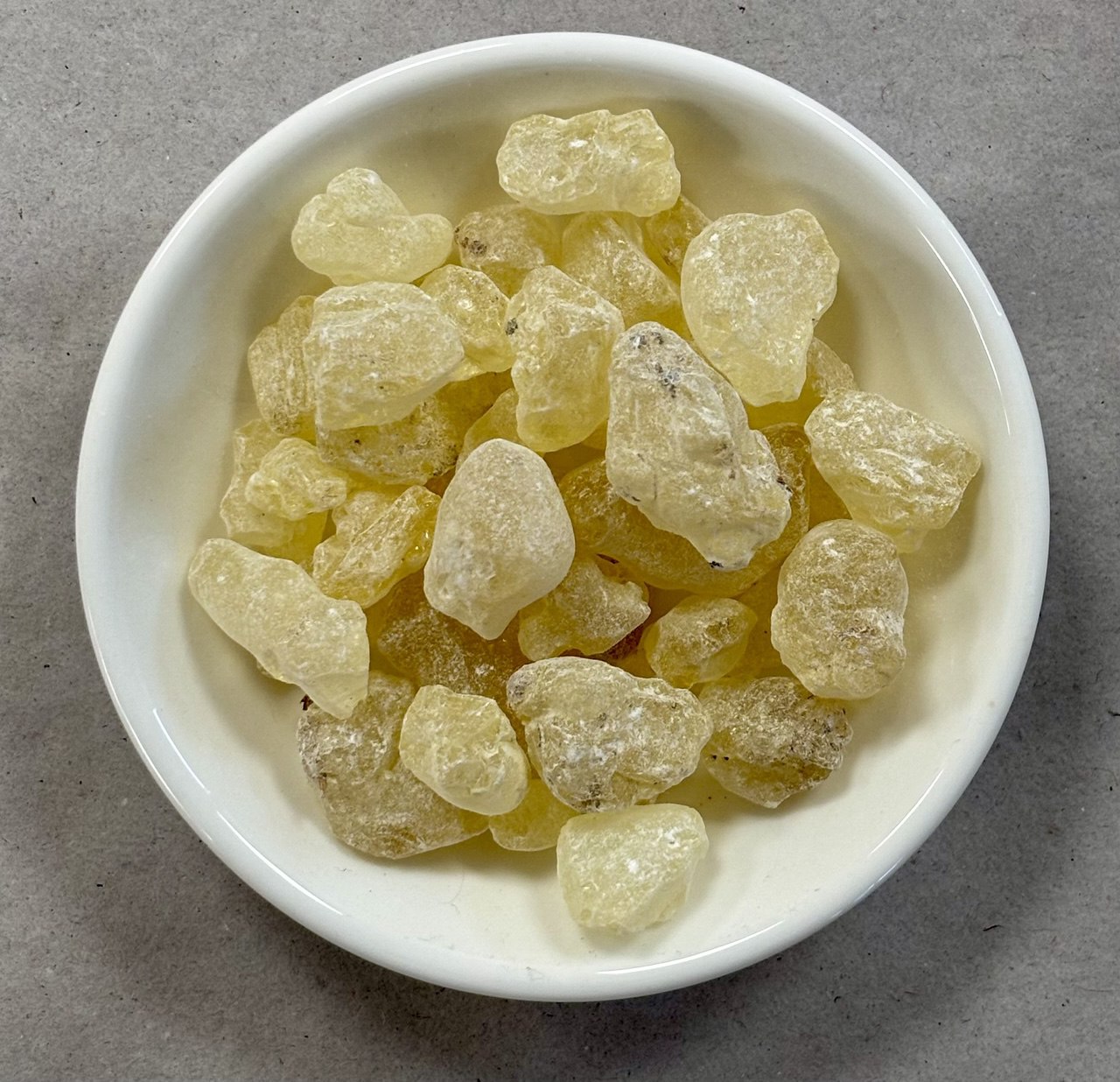 100% természetes füstölőszer - finom citrusos illatú alapgyanta - fény, megvilágosodás, jókedv, tisztánlátás